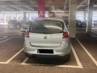 Second-hand Seat Altea 140 CP (102 kW) 2011 Argintiu Monovolum