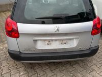 Gebraucht Peugeot 207 66 PS (48 kW) 2011 Silber Kombi