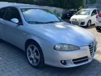 Gebraucht Alfa Romeo 147 120 PS (88 kW) 2007 Grau Kleinwagen
