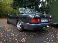 Gebraucht Mercedes 190 109 PS (80 kW) 1988 Schwarz Limousine