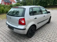 Gebraucht VW Polo 48 PS (35 kW) 2002 Silber Kleinwagen