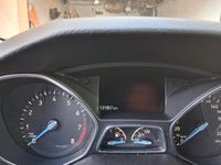 Gebraucht Ford Focus 100 PS (73 kW) 2014 Schwarz Kombi