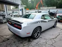 Używany Dodge Challenger 377 KM (277 kW) 2021 Srebrny Coupe