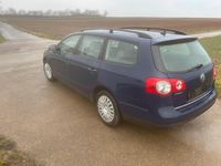 Gebraucht VW Passat 140 PS (102 kW) 2006 Blau Kombi