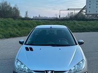 Gebraucht Peugeot 206 75 PS (55 kW) 2005 Silber Kleinwagen