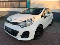 Gebraucht Kia Rio 84 PS (61 kW) 2016 Weiß Kleinwagen