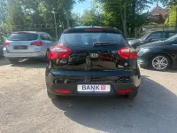 Gebraucht Kia Rio 109 PS (80 kW) 2013 Schwarz Limousine