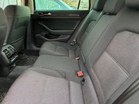 Gebraucht VW Passat 125 PS (91 kW) 2016 Blau Kombi