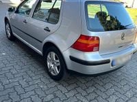 Gebraucht VW Golf IV 104 PS (76 kW) 2002 Silber Kleinwagen