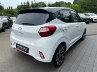 Gebraucht Hyundai i10 N Line 101 PS (74 kW) 2022 Polar white/ phantom black / s Kleinwagen