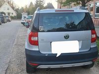 Gebraucht Skoda Yeti Plus Edition 122 PS (89 kW) 2012 Silber SUV