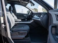 Neu Audi Q7 Performance 394 PS (289 kW) 2026 Schwarz SUV