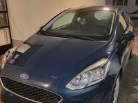 Gebraucht Ford Fiesta 71 PS (52 kW) 2017 Blau Kleinwagen