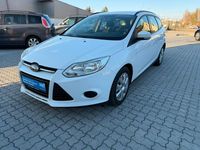 Gebraucht Ford Focus Trend 101 PS (74 kW) 2014 Weiß Kombi
