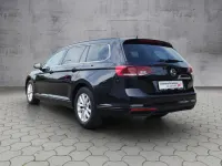 Gebraucht VW Passat Business 150 PS (110 kW) 2022 Deep black perleffekt Kombi