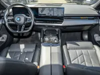 Gebraucht BMW 520 M Sport 208 PS (152 kW) 2024 Schwarz Limousine