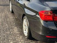 Gebraucht BMW 320 184 PS (135 kW) 2012 Limousine