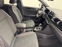 Gebraucht VW T-Roc R-line 150 PS (110 kW) 2025 Grau SUV