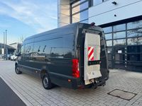 Gebraucht Mercedes Sprinter 170 PS (125 kW) 2023 Schwarz Van