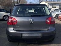 Gebraucht VW Golf IV Comfortline 75 PS (55 kW) 2004 Unitedgrey metallic Kleinwagen