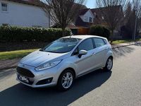 Gebraucht Ford Fiesta 95 PS (69 kW) 2016 Silber Kleinwagen