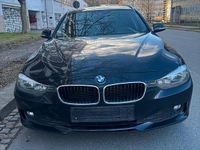 Gebraucht BMW 316 116 PS (85 kW) 2013 Schwarz Kombi