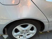 Gebraucht Mercedes C180 129 PS (94 kW) 2001 Silber Limousine