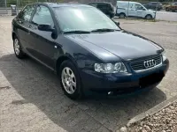 Gebraucht Audi A3 101 PS (74 kW) 2001 Blau Kleinwagen