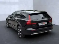 Gebraucht Volvo V60 CC 145 PS (106 kW) 2023 Kombi