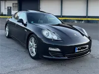 Second-hand Porsche Panamera 250 CP (183 kW) 2012 Negru Hatchback