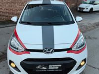 Gebraucht Hyundai i10 Trend 67 PS (49 kW) 2016 Weiß Kleinwagen