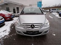Gebraucht Mercedes B180 116 PS (85 kW) 2010 Silber Van / Kleinbus