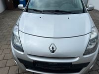 gebraucht Renault Clio III 1,2 16 V 75 PS Gepflegter Garagenwagen