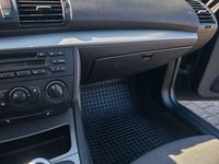 Gebraucht BMW 118 129 PS (94 kW) 2005 Schwarz Kleinwagen
