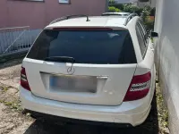 Gebraucht Mercedes 180 120 PS (88 kW) 2011 Weiß Limousine