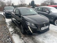 Gebraucht Peugeot 208 Active 101 PS (74 kW) 2022 Schwarz Kleinwagen