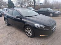 Gebraucht Volvo V40 Kinetic 120 PS (88 kW) 2016 Schwarz Limousine