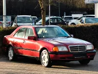 Gebraucht Mercedes C180 Elegance 122 PS (89 kW) 1994 Rot Limousine