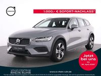 Gebraucht Volvo V60 CC Plus 197 PS (144 kW) 2023 Vapour grey / metallic Kombi