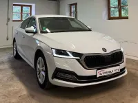 Gebraucht Skoda Octavia First Edition 150 PS (110 kW) 2021 Moonweissmetallic Limousine