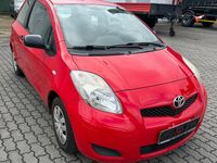 Gebraucht Toyota Yaris Basis 70 PS (51 kW) 2010 Rot Kleinwagen