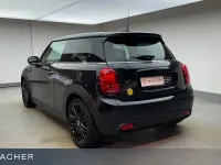 Usata Mini Cooper SE 135 kW (184 CV) 2023 Nero Utilitaria