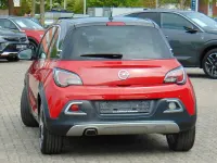 Gebraucht Opel Adam Rocks 90 PS (66 kW) 2016 Rot Kleinwagen