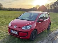 Gebraucht VW up! 68 PS (50 kW) 2014 Rot Kleinwagen