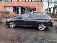 Gebraucht Opel Astra Edition 136 PS (100 kW) 2016 Schwarz Kombi