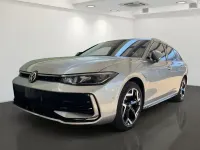 Gebraucht VW Passat R-line 175 PS (128 kW) 2025 Silber Kombi