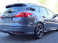 Usata Ford Focus ST 250 CV (183 kW) 2017 Grigio Station wagon