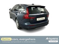Gebraucht Volvo V60 Plus 253 PS (186 kW) 2022 Blau Kombi