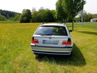 Gebraucht BMW 318 136 PS (100 kW) 2005 Grau Kombi