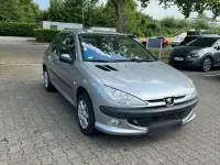 Gebraucht Peugeot 206 75 PS (55 kW) 2005 Silber Kleinwagen